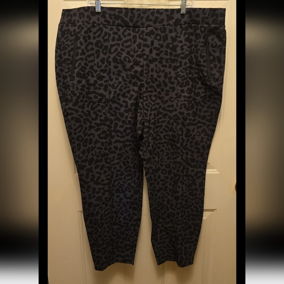 Lane Bryant "On the Go" pants Size 24 - Picture 4 of 8
